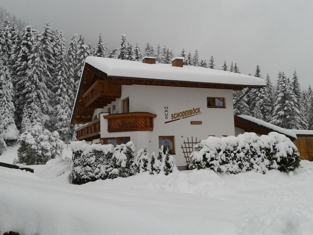 Апартаменти Haus Schoderbock Санкт-Леонгард-ім-Пітцталь Номер фото