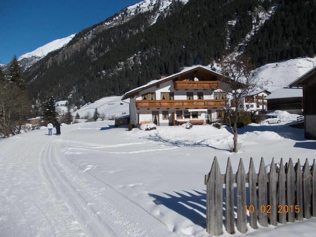 Апартаменти Haus Schoderbock Санкт-Леонгард-ім-Пітцталь Екстер'єр фото