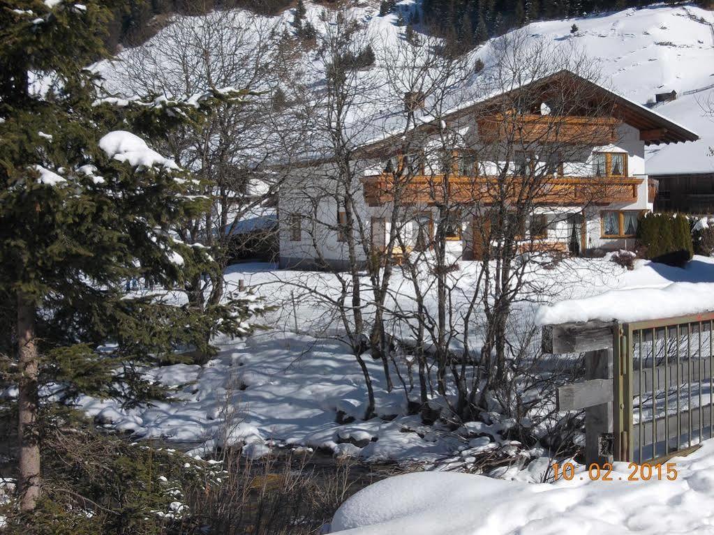 Апартаменти Haus Schoderbock Санкт-Леонгард-ім-Пітцталь Екстер'єр фото